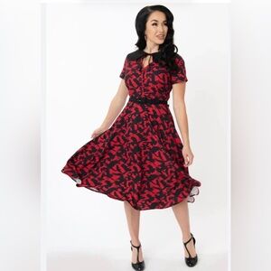 Unique Vintage x The Birds Estelle Swing Dress size medium novelty rockabilly